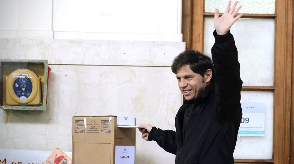 Festejo a medias. Axel Kicillof se impuso pero no terminó conforme.