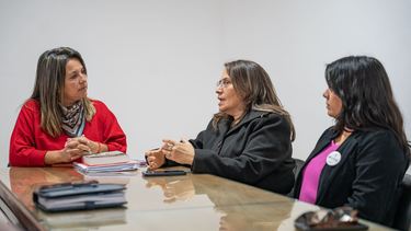 la intendenta susana zenteno garantizo el pago del aguinaldo y anuncio adelantos paritarios para empleados municipales