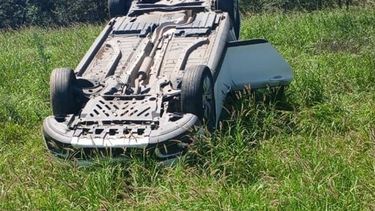 una mujer resulto herida tras un vuelco en chumbicha