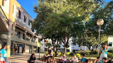 Los organismos trabajaron en una agenda dirigida a promover el bienestar de los estudiantes universitarios.