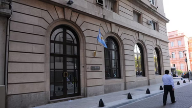 Salarios en el Gobierno:  amplió en $7.366 millones el presupuesto de la SIDE