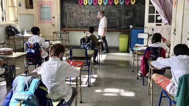 la corte se declaro competente para dirimir en el conflicto por las clases en caba