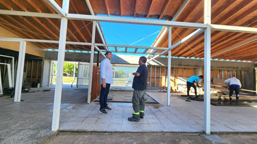 se reanudo la construccion del centro de desarrollo infantil en los altos