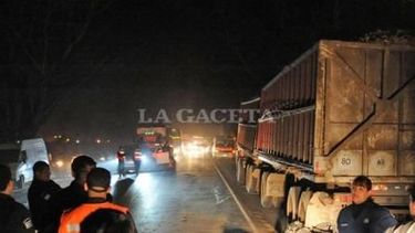 choco contra una rastra canera y murio