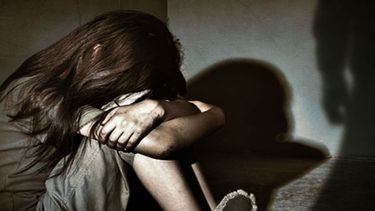 Una niña de 8 años fue abusada por su vecino