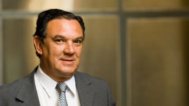 Robaron euros, dólares y joyas de oro de la vivienda de un fiscal
