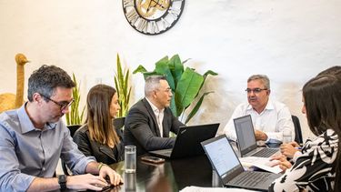Raúl Jalil confirmó incremento para becas provinciales: cobrarán $250.000 en mayo