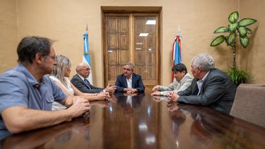 Reunión para avanzar en la implementación de la carrera de Medicina.