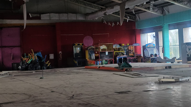 robaron maquinas y causaron destrozos en un salon infantil de la terminal
