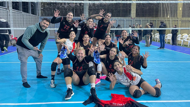 destacada actuacion de red star voley en el torneo de la bandera