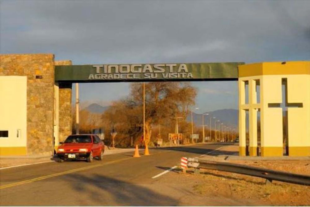 Transportistas rechazan una tasa de  mil en Tinogasta
