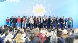 Massa estuvo en La Rioja y recibió el respaldo de gobernadores de la región