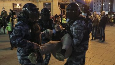 Protestas. la gente inició movilizaciones contra las decisiones de Putin respecto a la guerra.
