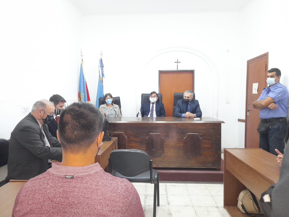 Veredicto. La Cámara de Sentencia en lo Criminal de Tercera Nominación lo halló culpable en el delito de abuso sexual.