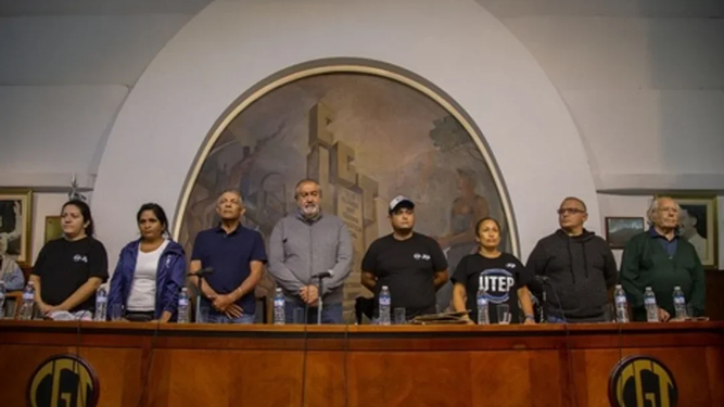 La CGT se reúne hoy para definir la fecha y modalidad del tercer paro general contra Milei