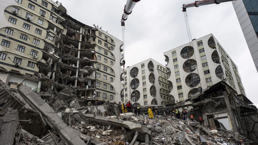 El terremoto en Turquía y Siria deja por el momento más de 28 mil víctimas.