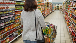 El consumo masivo cayó 5,4% en marzo y ya suma 16 meses consecutivos en rojo
