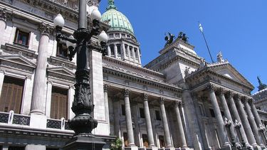 A todo o nada. Milei se mantiene intransigente y busca que el congreso apruebe la ley ómnibus sin cambios.