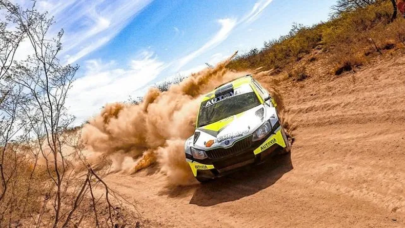 Augusto D´Agostini sigue liderando en la 7º fecha del Rally Argentino, en San Luis