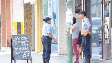 Cadetes y aspirantes a agentes, en las calles sin estado policial
