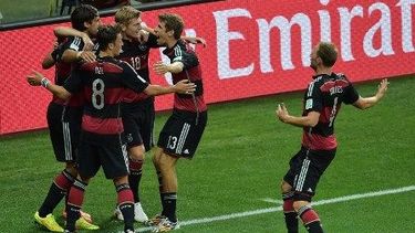 300 mil euros si logran la copa