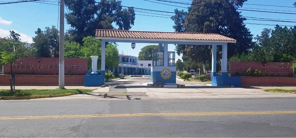 Escuela de cadetes.jpg