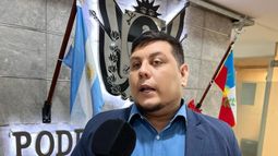 Faltaría que estuviera bien. Para el diputado Lencina, usar fondos públicos con fines privados está mal. Faltaría que estuviera bien. Para el diputado Lencina, usar fondos públicos con fines privados está mal.