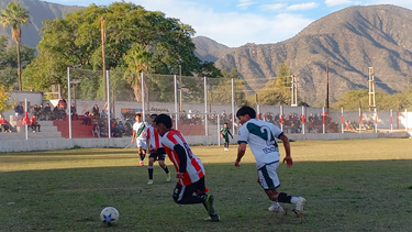 aconquija sigue liderando el apertura andalgalense