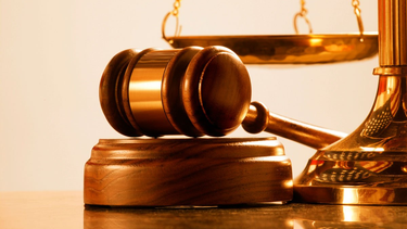 condenan a un hombre a un ano de prision efectiva por agredir a su pareja