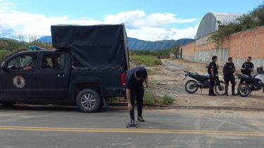 Rastrillaje. Con personal a pie y el apoyo de un dron.