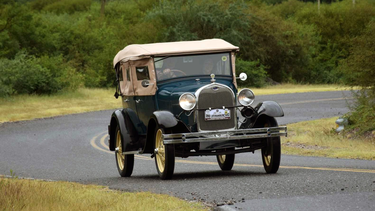 llega el 3er raid latinoamericano de autos de epoca a catamarca