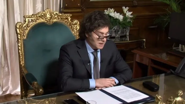 Mmesianismo. El presidente dinamita puentes e insiste con diatribas que conducen al aislamiento político.