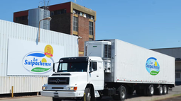 Tres meses sin producción, un plan que nunca llegó y 140 familias en la calle: así cerró La Suipachense Tres meses sin producción, un plan que nunca llegó y 140 familias en la calle: así cerró La Suipachense