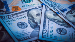 El dólar blue sin control: llegó al máximo histórico de $ 239