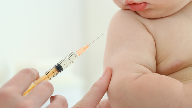Covid: la vacuna para bebés y niños menores de 5 años podría estar disponible en febrero