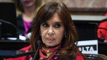 Operativo de la Policía Federal en el edificio de Cristina Kirchner