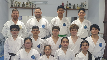 catamarquenos viajaron a un encuentro de karate