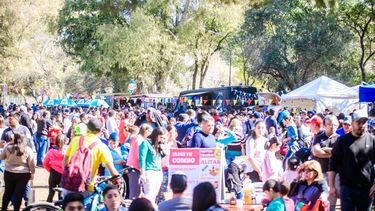 Gran convocatoria en la feria Food Trucks