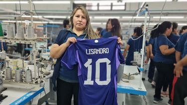 inauguraron la fabrica que producira ropa nike, adidas y puma en catamarca