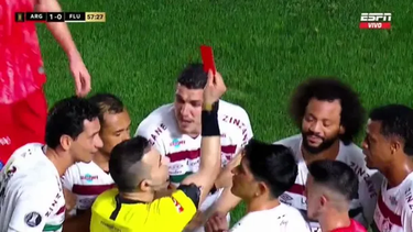 tremenda lesion de un jugador de argentinos juniors tras una plancha de marcelo