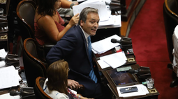 Martín Soria, sin piedad contra Adorni: Es el único argentino que Milei sacó de la pobreza Martín Soria, sin piedad contra Adorni: Es el único argentino que Milei sacó de la pobreza