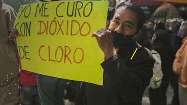Médicos por la mentira
