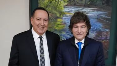 Política y religión. Jorge Ledesma, pastor de la iglesia Portal del Cielo, y el presidente Javier Milei.