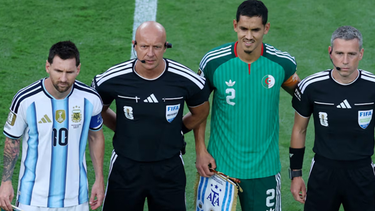argelia presento una queja formal por el arbitraje de la derrota ante argentina y le reclamo a la fifa la expulsion de messi