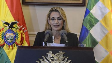 El gobierno de Áñez abrió una mesa de diálogo con un sector de Evo Morales