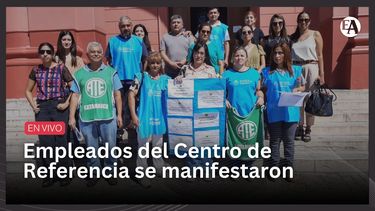 Empleados del Centro de Referencia de Desarrollo Social de la Nación se manifestaron