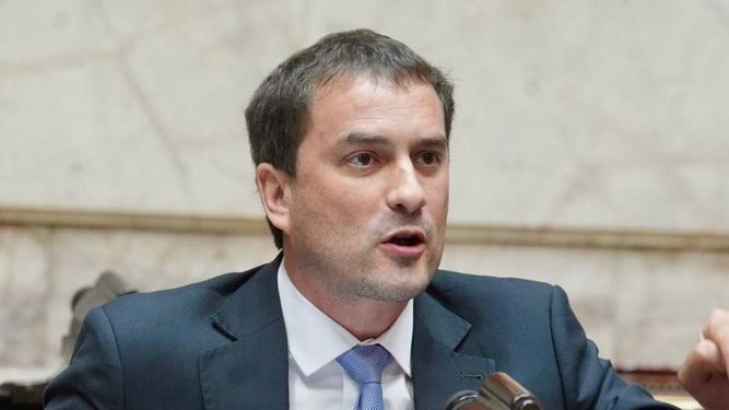 Empelucado. Francisco Monti.