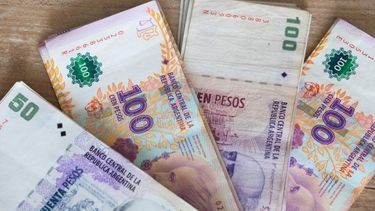 Denunció el robo de 360.000 pesos, perfumes y una netbook