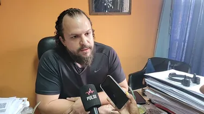 La diputada Carrizo lo único que puede cruzar es de vereda