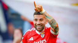 River llegó a un acuerdo con Otamendi y será su primer refuerzo River llegó a un acuerdo con Otamendi y será su primer refuerzo